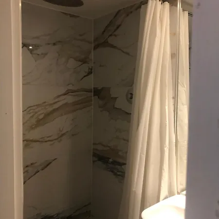 Welch Albergue Zaniemyśl